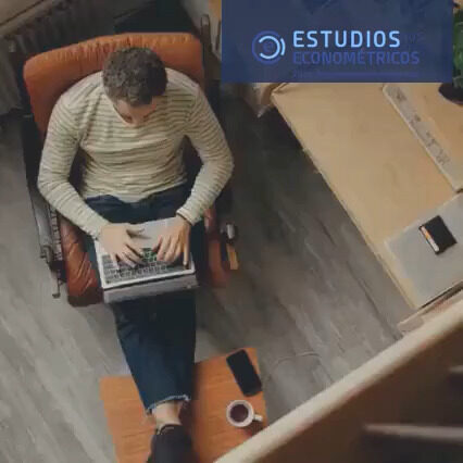 Instagram post from estudioseconometricos. This post is in position 6.